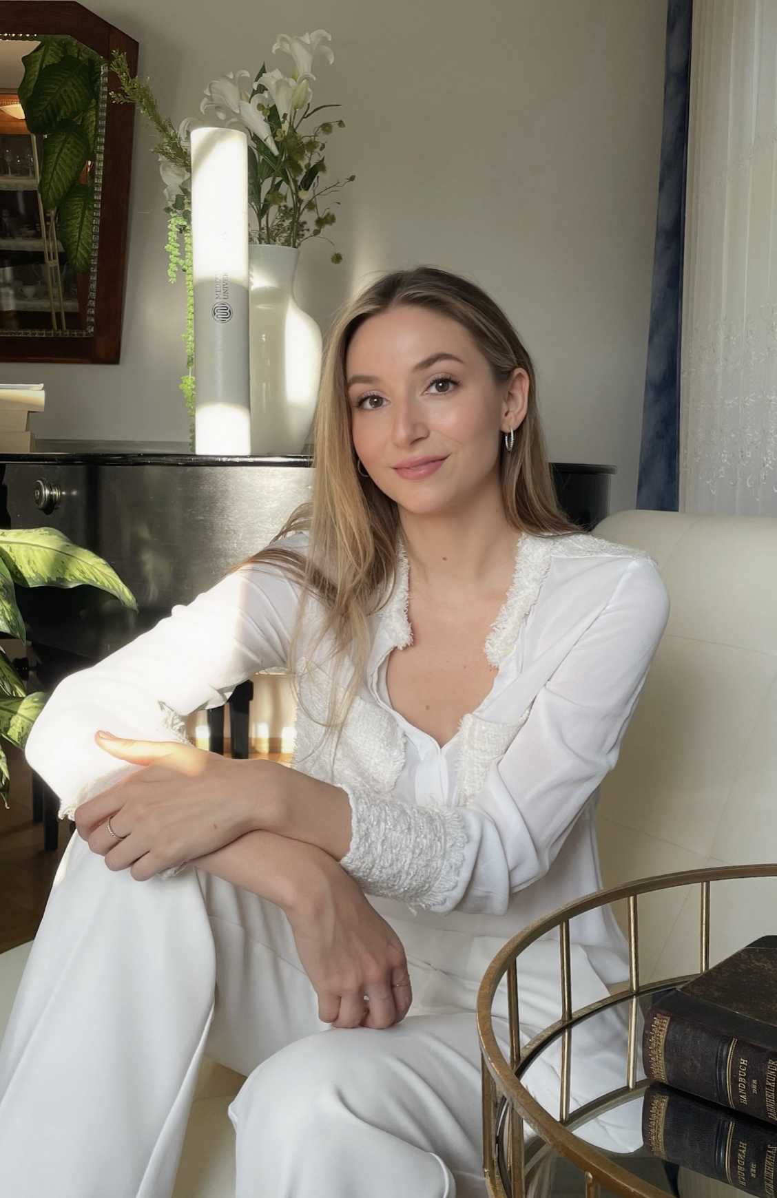 Dr. Florentina Hansi